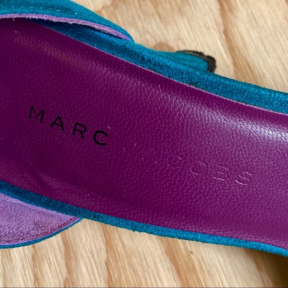 Mᴀʀᴄ Jᴀᴄᴏʙ’s Tᴜʀǫᴜᴏɪsᴇ Sᴜᴇᴅᴇ & Sᴛᴜᴅᴅᴇᴅ Mᴀʀʏ Jᴀɴᴇs - Picture 13 of 15